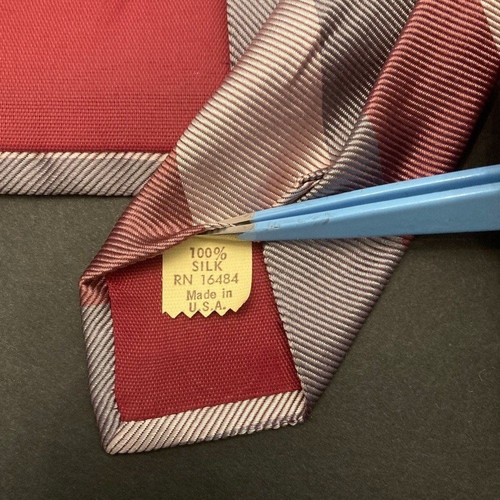 Vintage Balenciaga Paris Striped 100% Silk Tie USA Pink Gray 55" Long 3.5" Wide - Picture 6 of 9